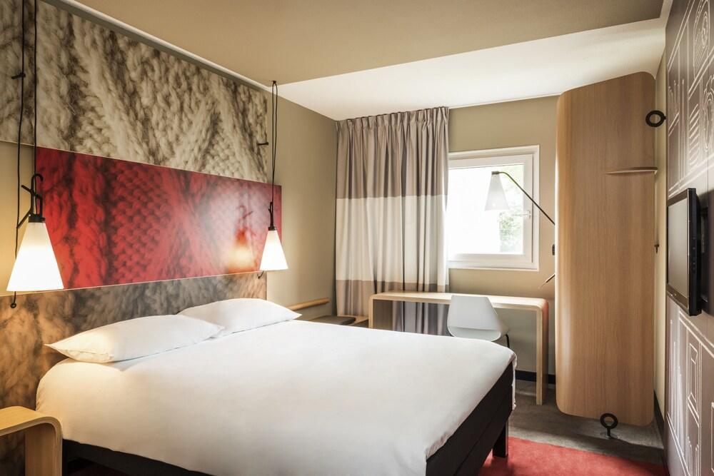 Hotel ibis Rennes Centre Gare Sud Buitenkant foto