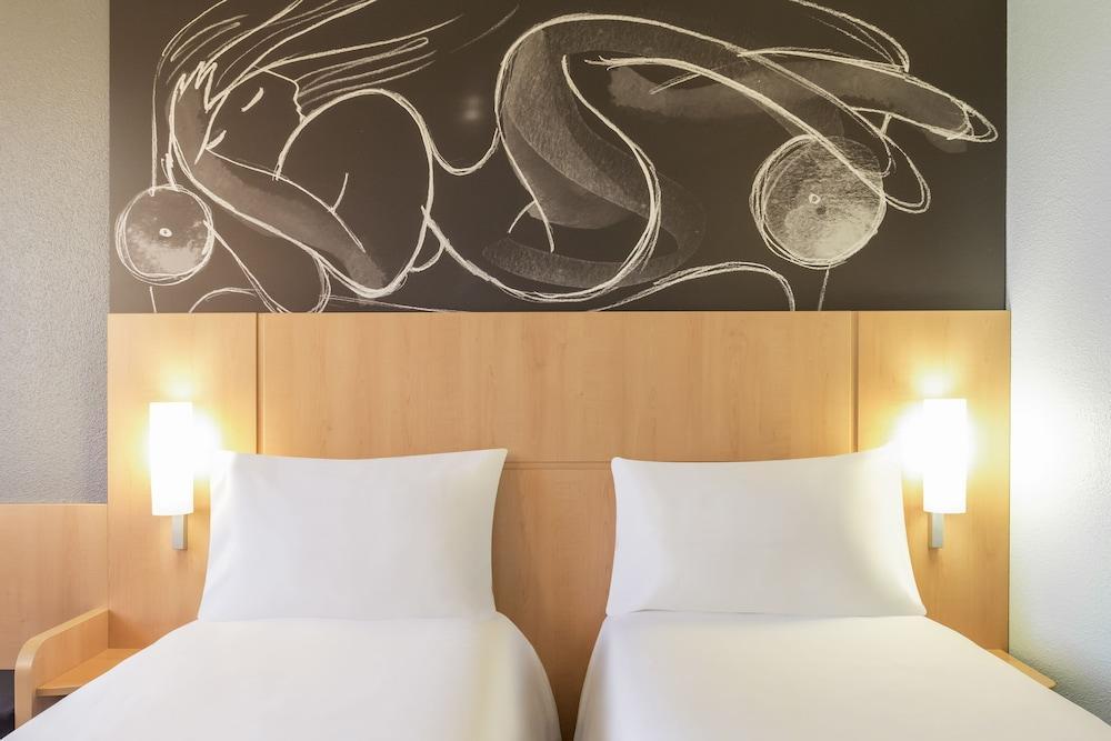 Hotel ibis Rennes Centre Gare Sud Buitenkant foto