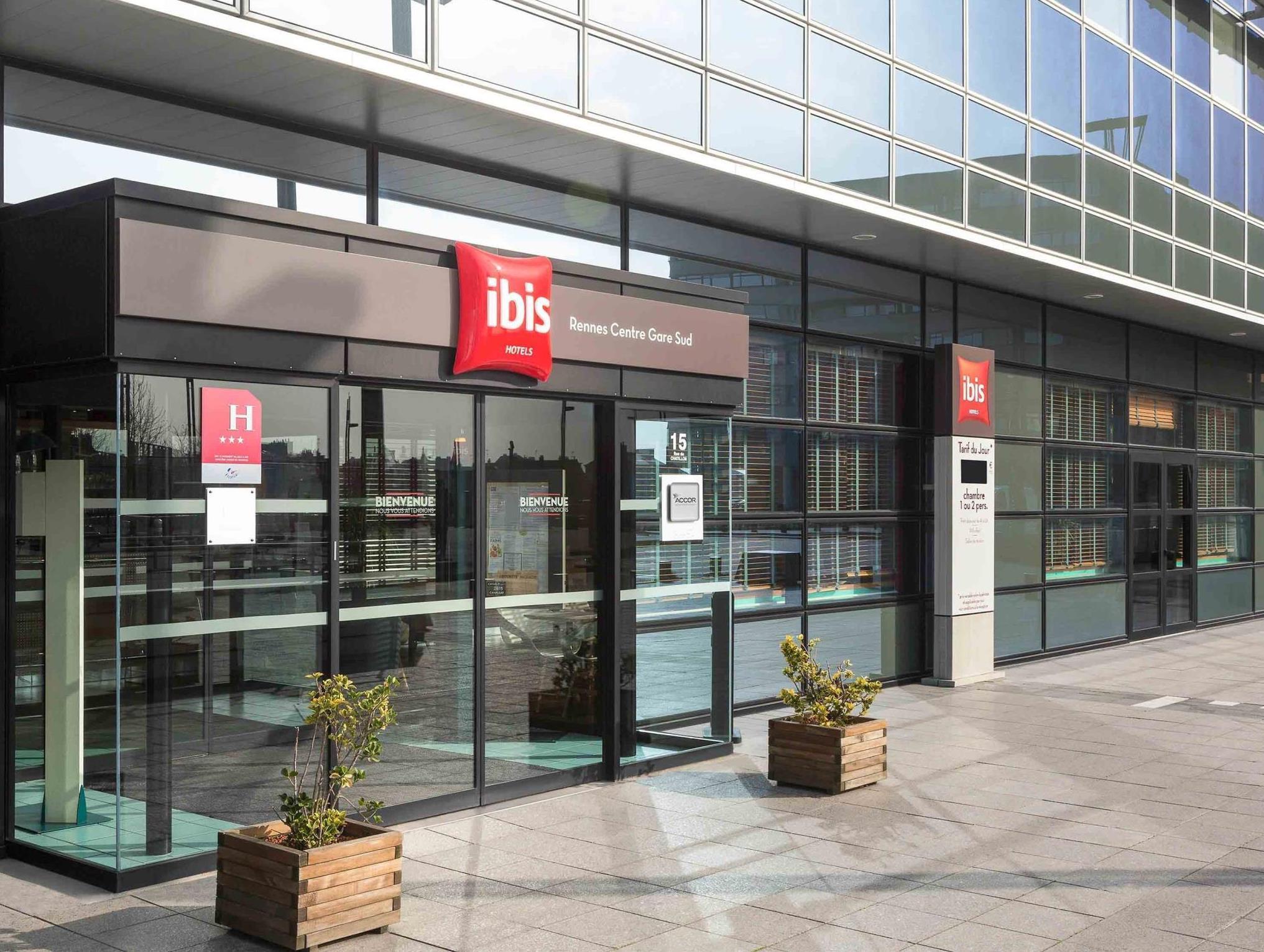 Hotel ibis Rennes Centre Gare Sud Buitenkant foto