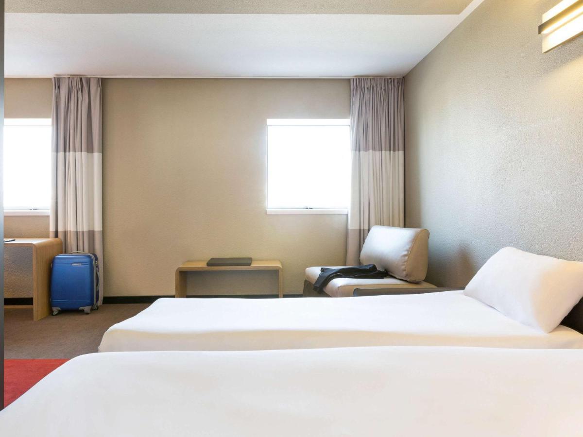 Hotel ibis Rennes Centre Gare Sud Buitenkant foto