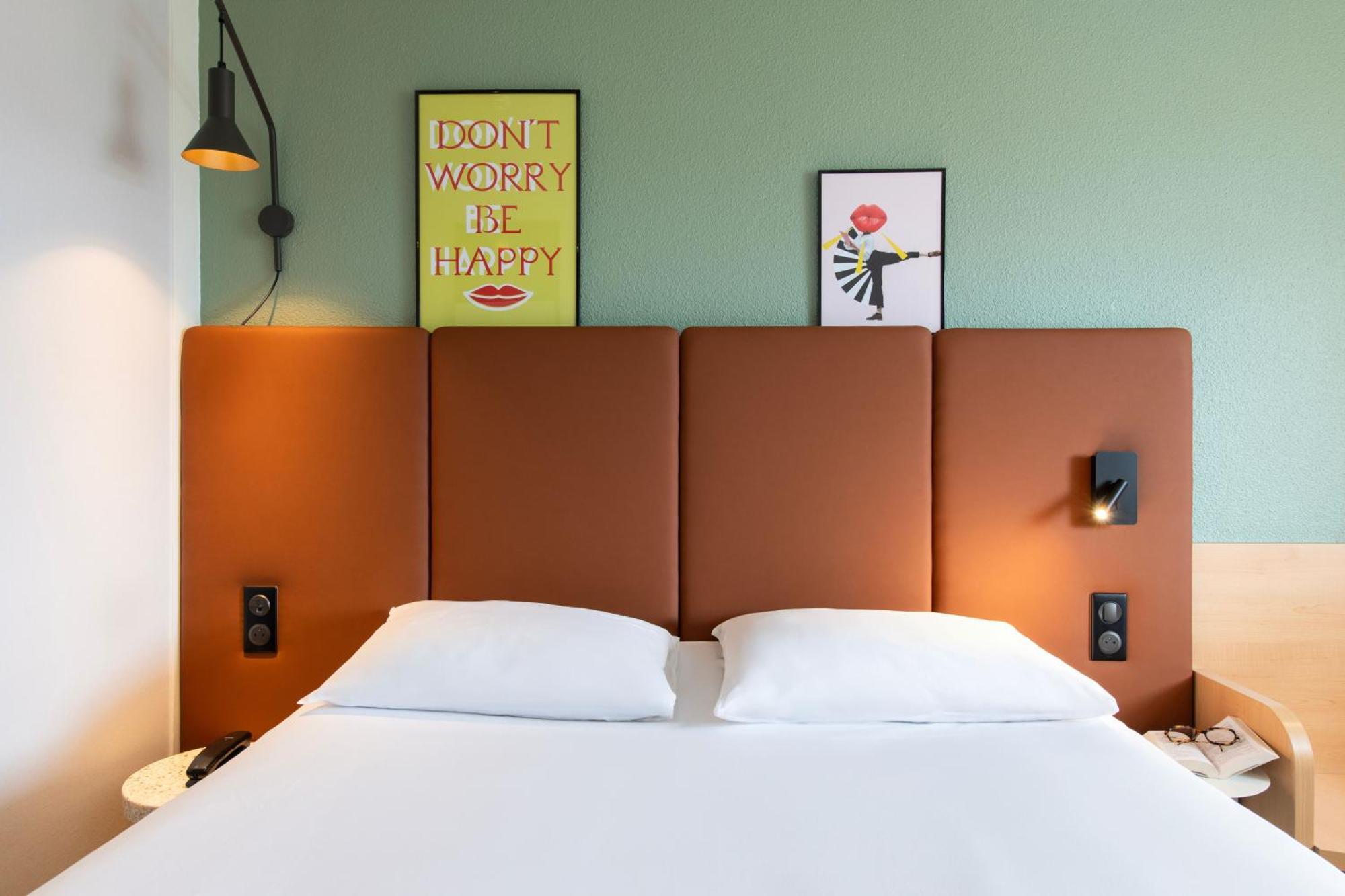 Hotel ibis Rennes Centre Gare Sud Buitenkant foto