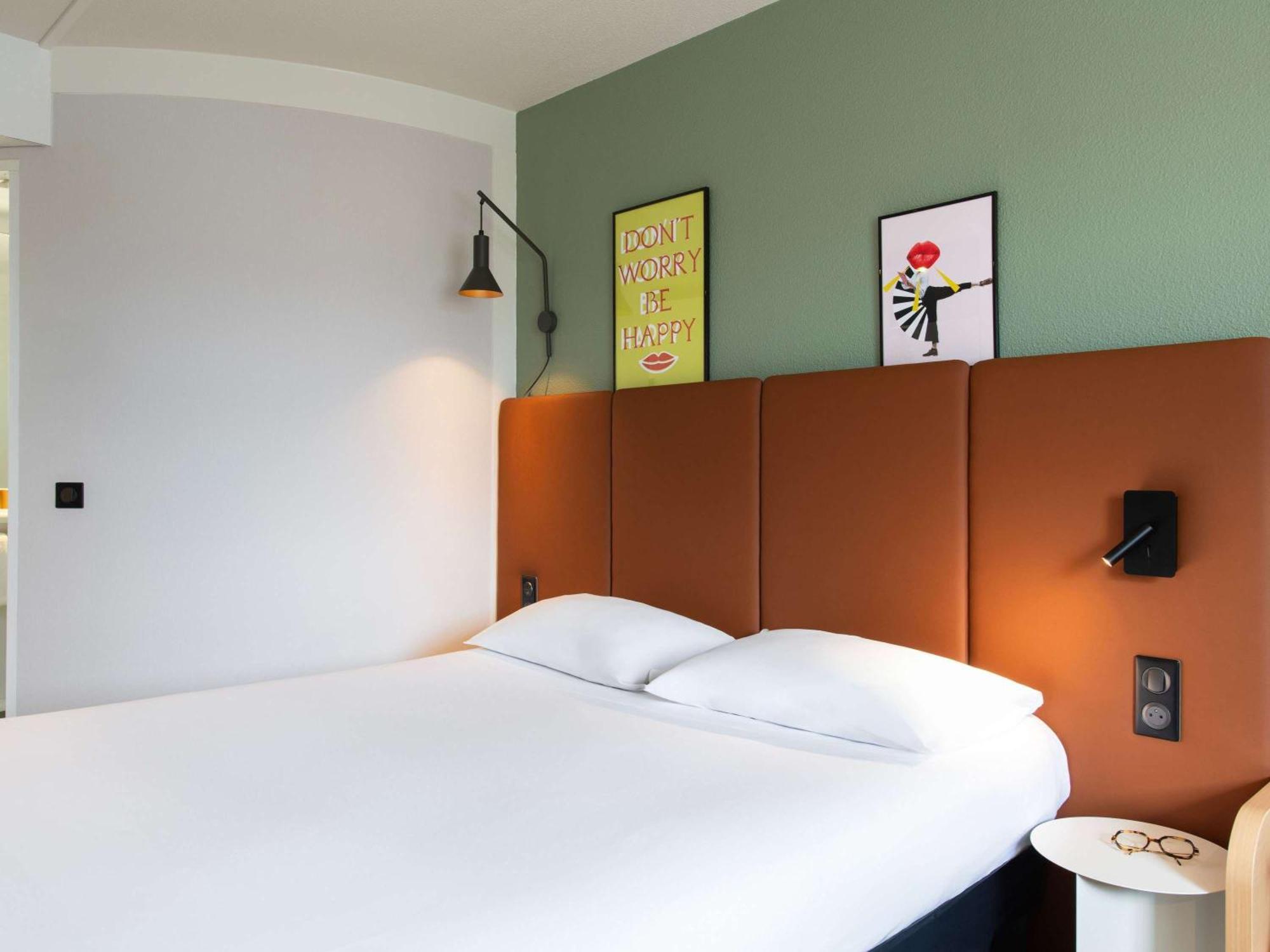 Hotel ibis Rennes Centre Gare Sud Buitenkant foto