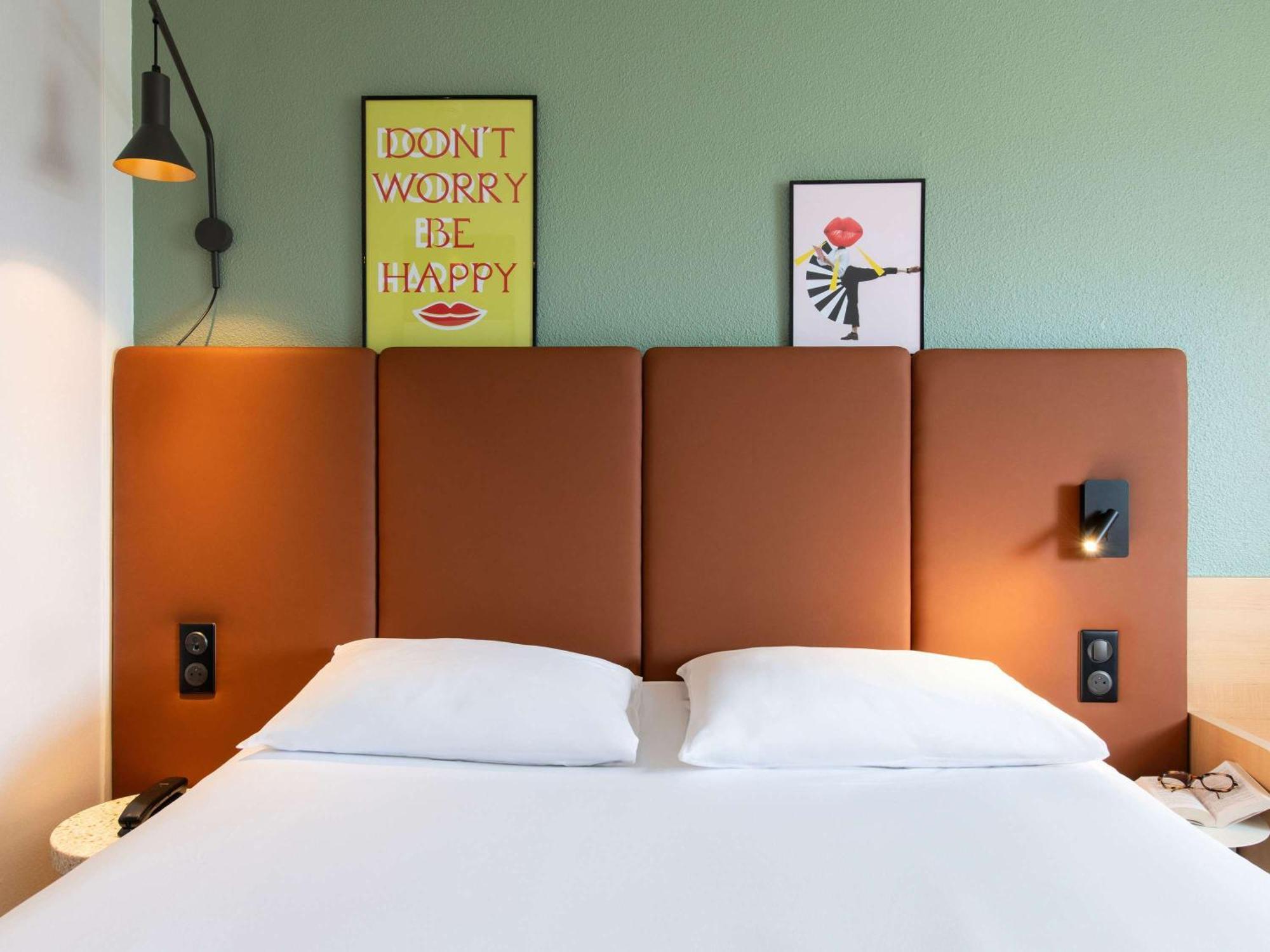 Hotel ibis Rennes Centre Gare Sud Buitenkant foto