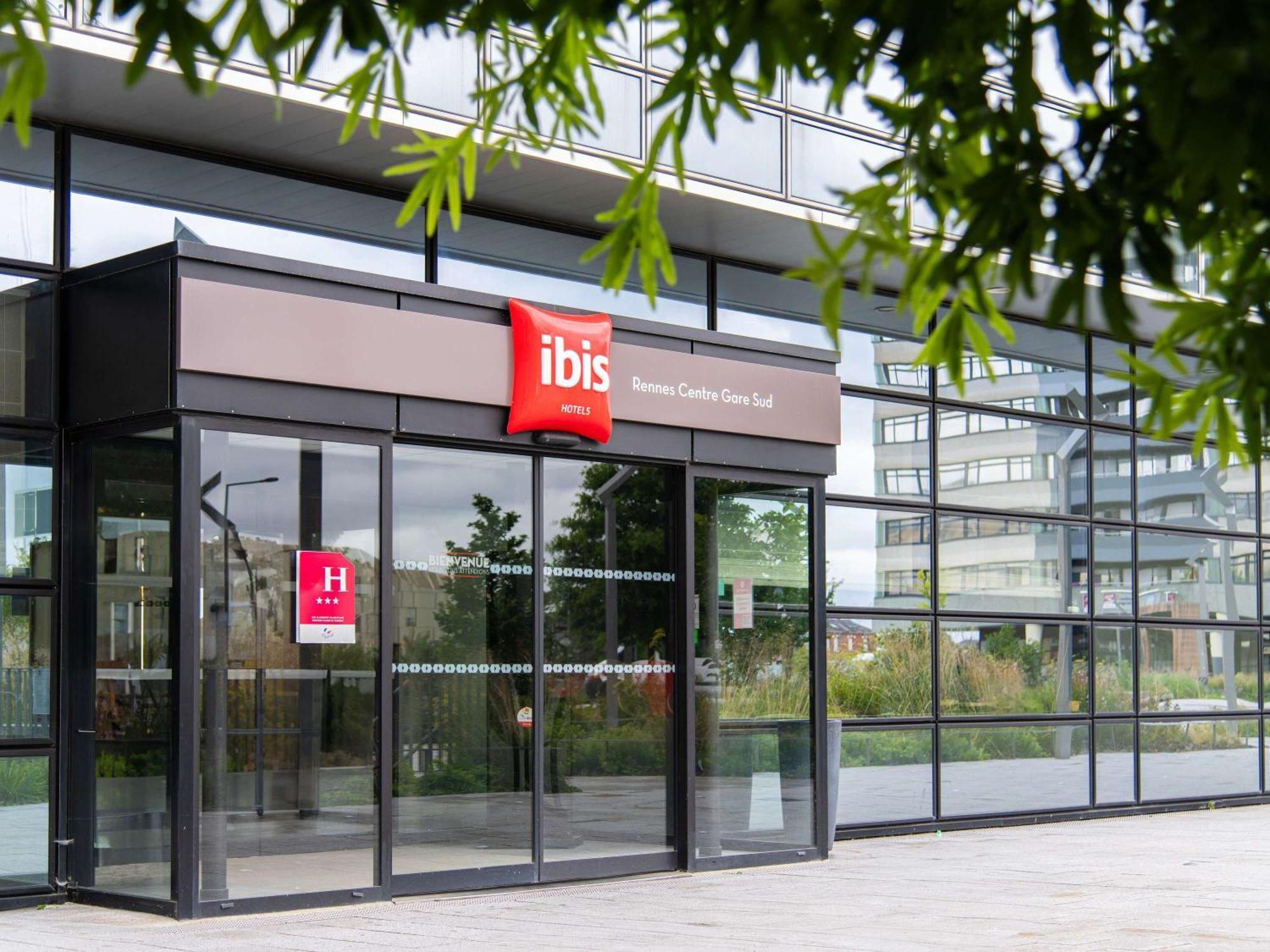 Hotel ibis Rennes Centre Gare Sud Buitenkant foto