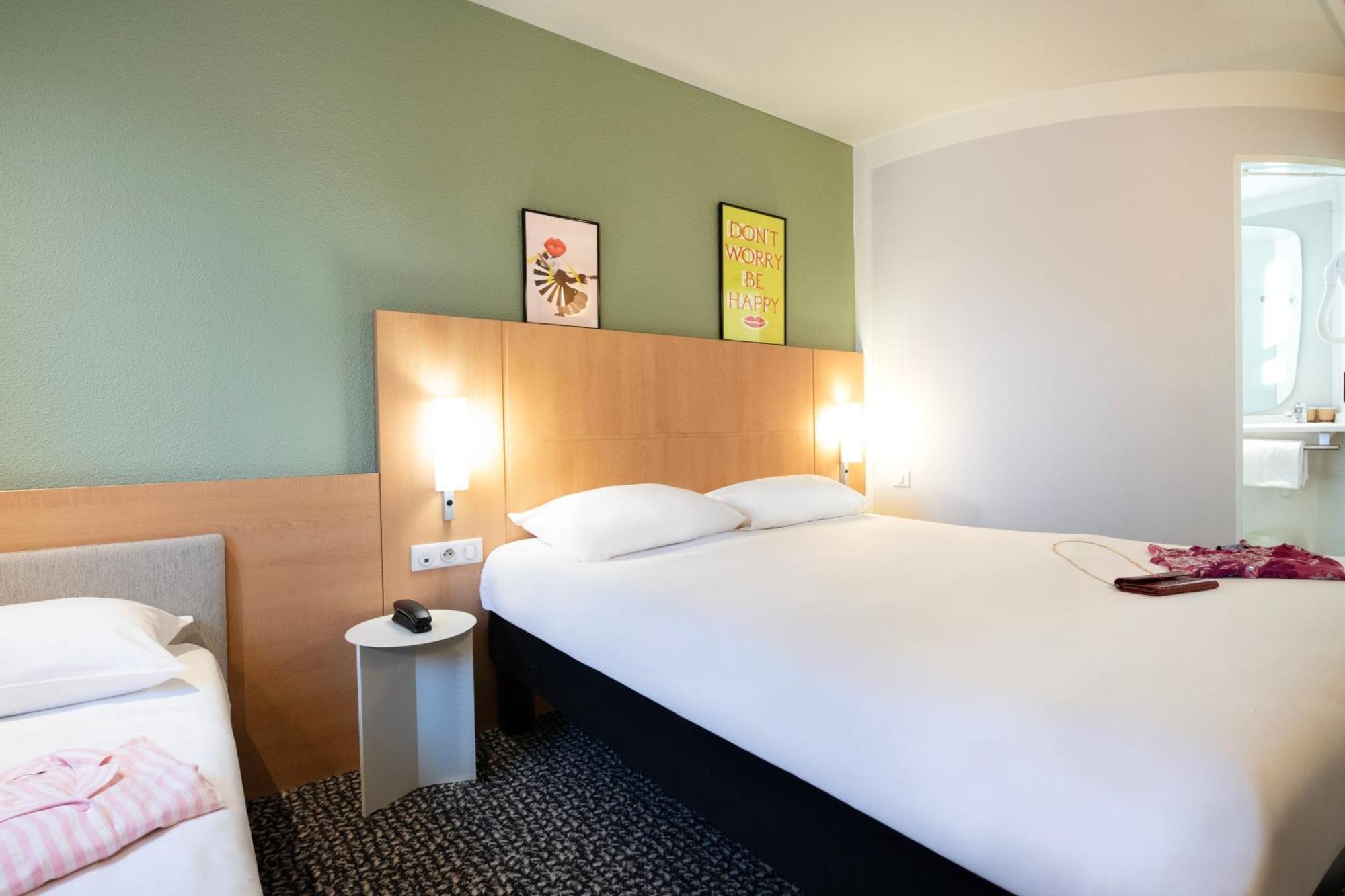 Hotel ibis Rennes Centre Gare Sud Buitenkant foto