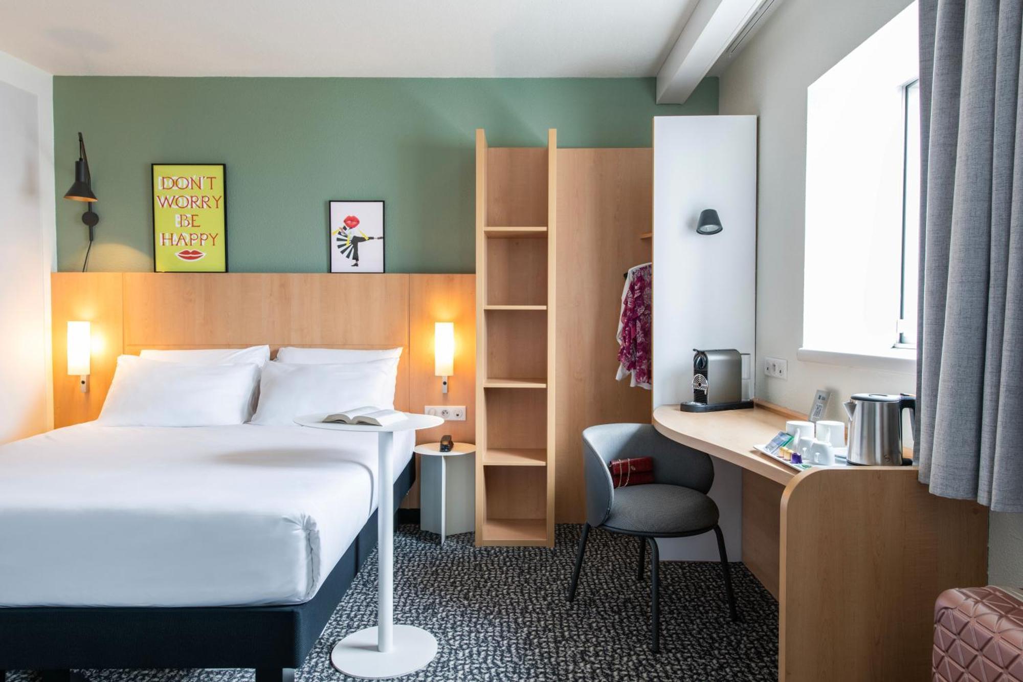 Hotel ibis Rennes Centre Gare Sud Buitenkant foto