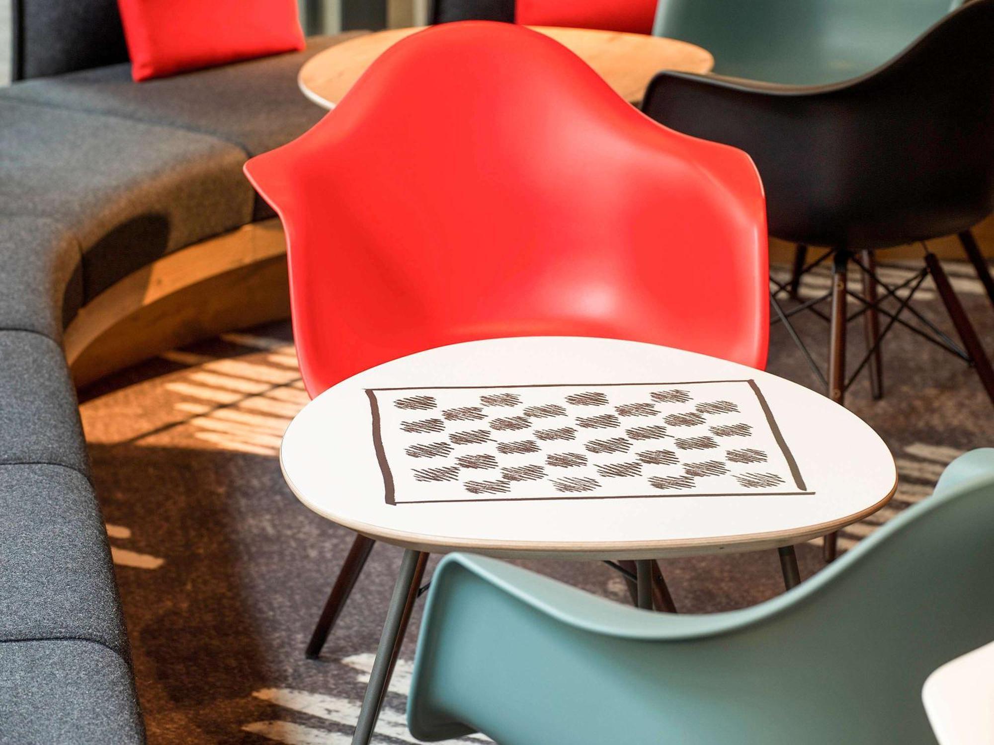 Hotel ibis Rennes Centre Gare Sud Buitenkant foto