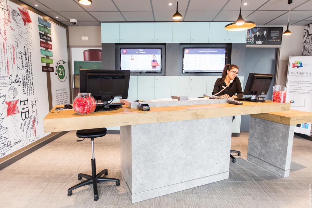 Hotel ibis Rennes Centre Gare Sud Buitenkant foto